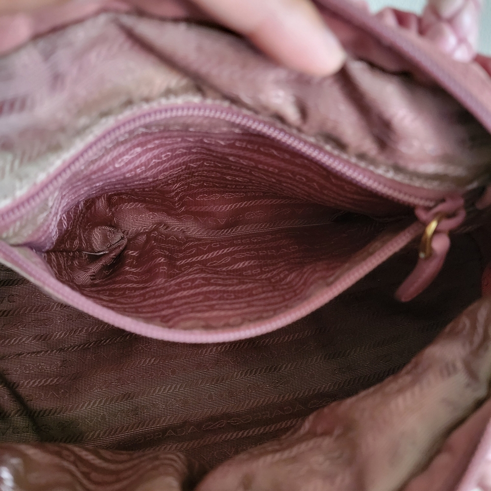‼️SOLD‼️ Authentic Prada Pink Bag with Card Certificate - Picture 12 of 17
